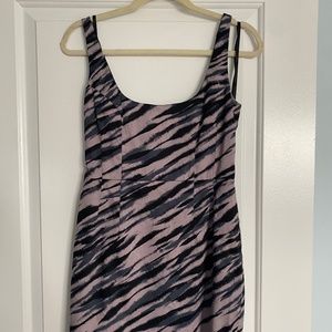 Bodycon purple tiger print dress